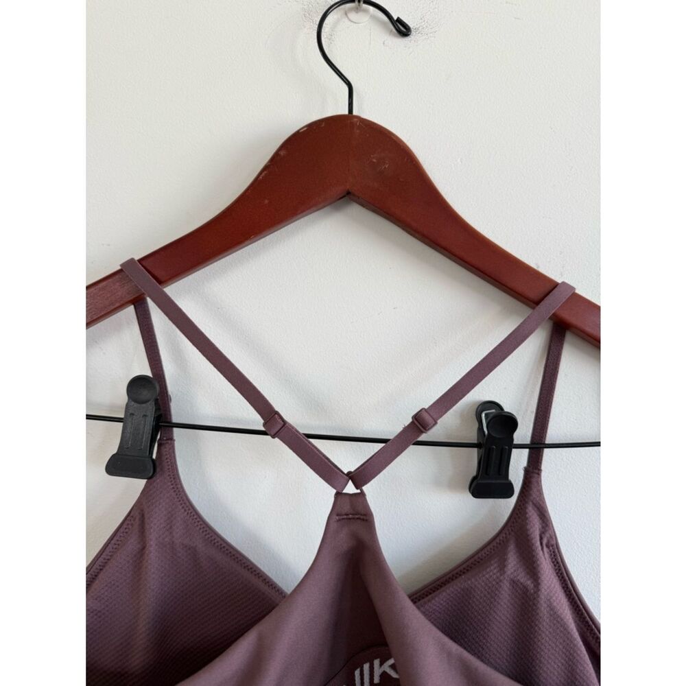 NEW Nike Women's Mauve Sports Bra - Picture 7 of 7